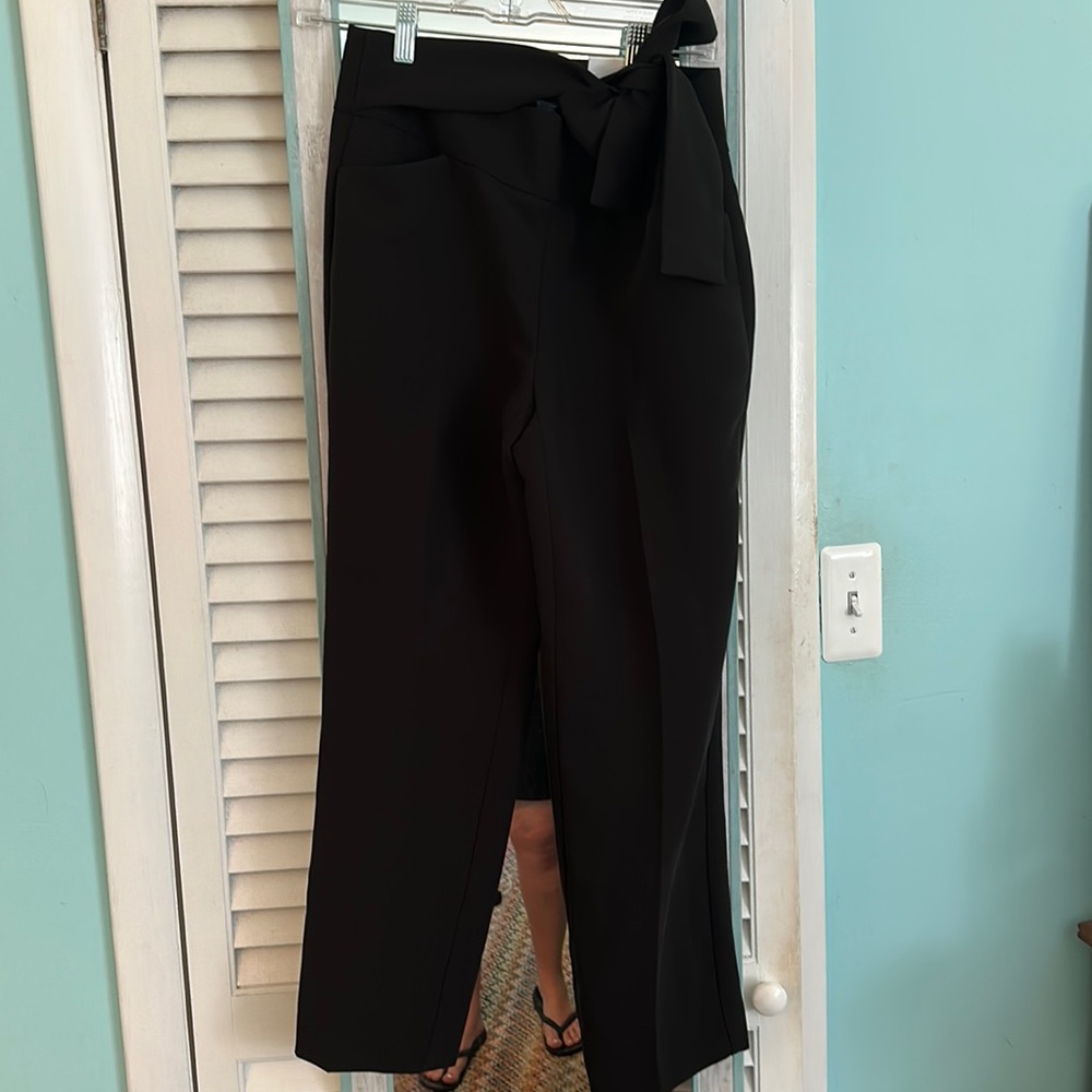 NWT Ann Taylor Factory Tie Waist Pants, size 2 black